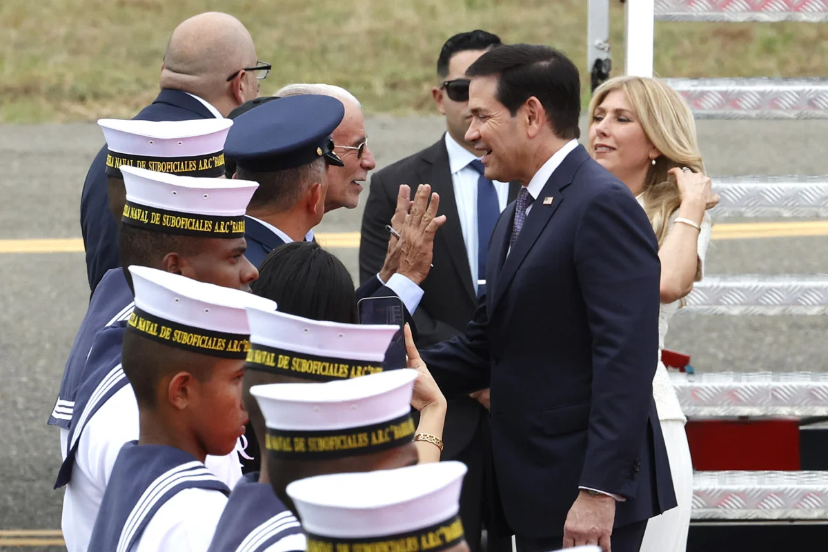 Marco Rubio llega a Colombia para abordar seguridad, narcotráfico y comercio
