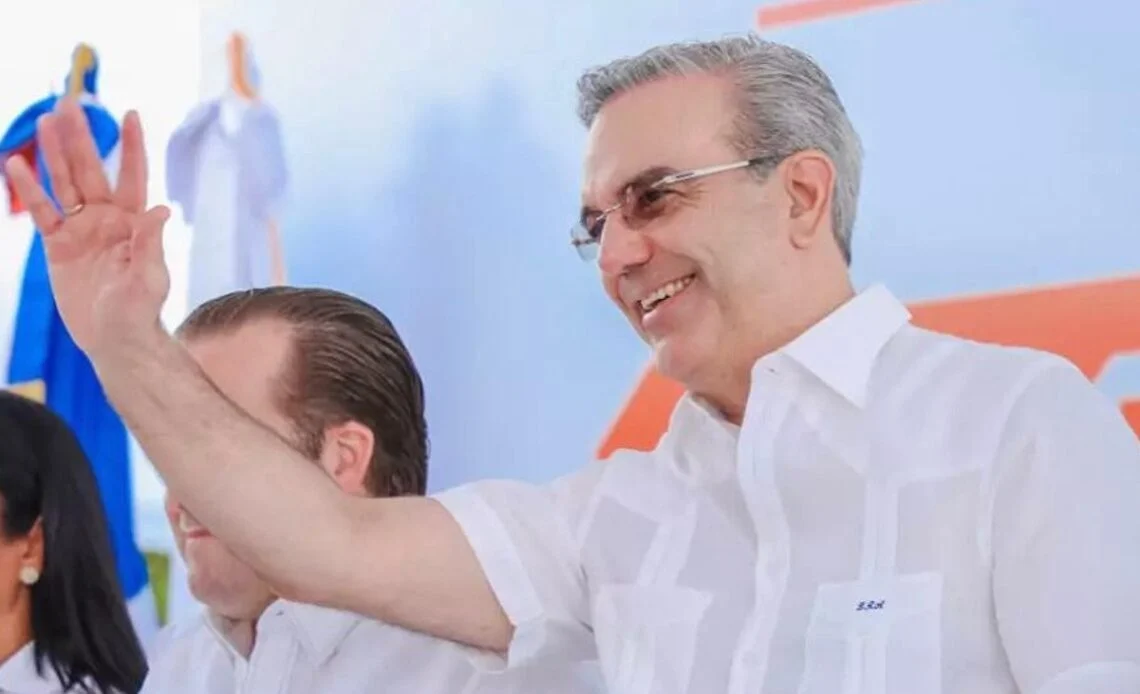 Abinader inaugurará estancia infantil y carreteras durante agenda de fin de semana