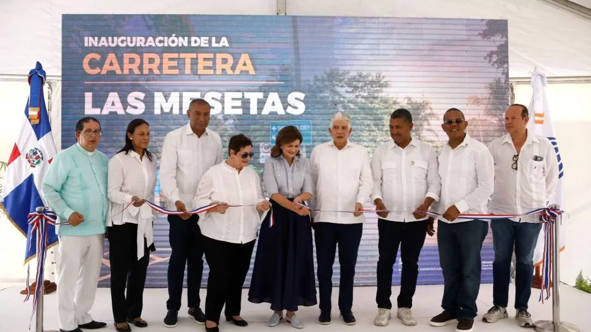 Gobierno inaugura carretera Las Mesetas tras años de espera en El Seibo