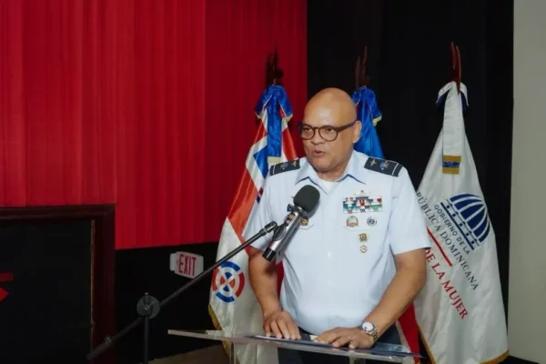 Ministerio de la Mujer capacita a militares sobre prevención de violencia contra las mujeres