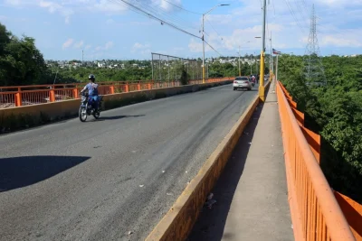 MOPC restringe el tránsito en el puente La Barquita por trabajos de mantenimiento