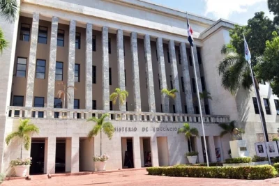 Ministerio de Educación da cumplimiento a pago de 294 expedientes de contratistas por más de RD$361 millones