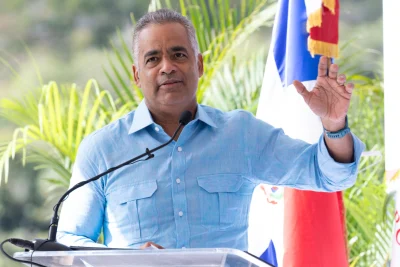 Doble vía: RD contempla cable submarino para vender energía a Puerto Rico