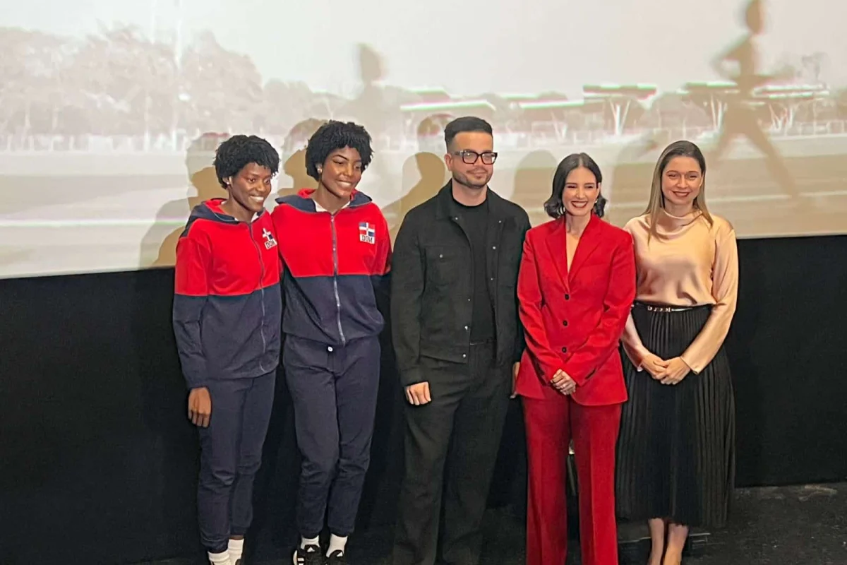 Marileidy Paulino comparte con el público en Ágora Mall previo al estreno de su película