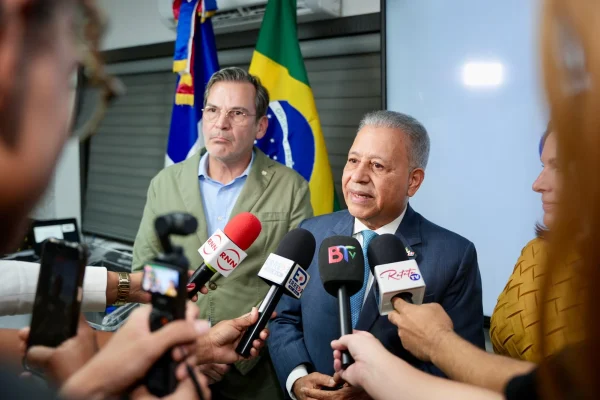 Cámara Domínico-Brasileña propone convertir a RD en centro regional de comercio con Brasil