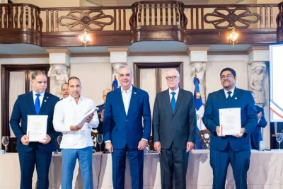 Abinader revela que inversión para terminar cárcel Las Parras supera los RD$2,000 millones