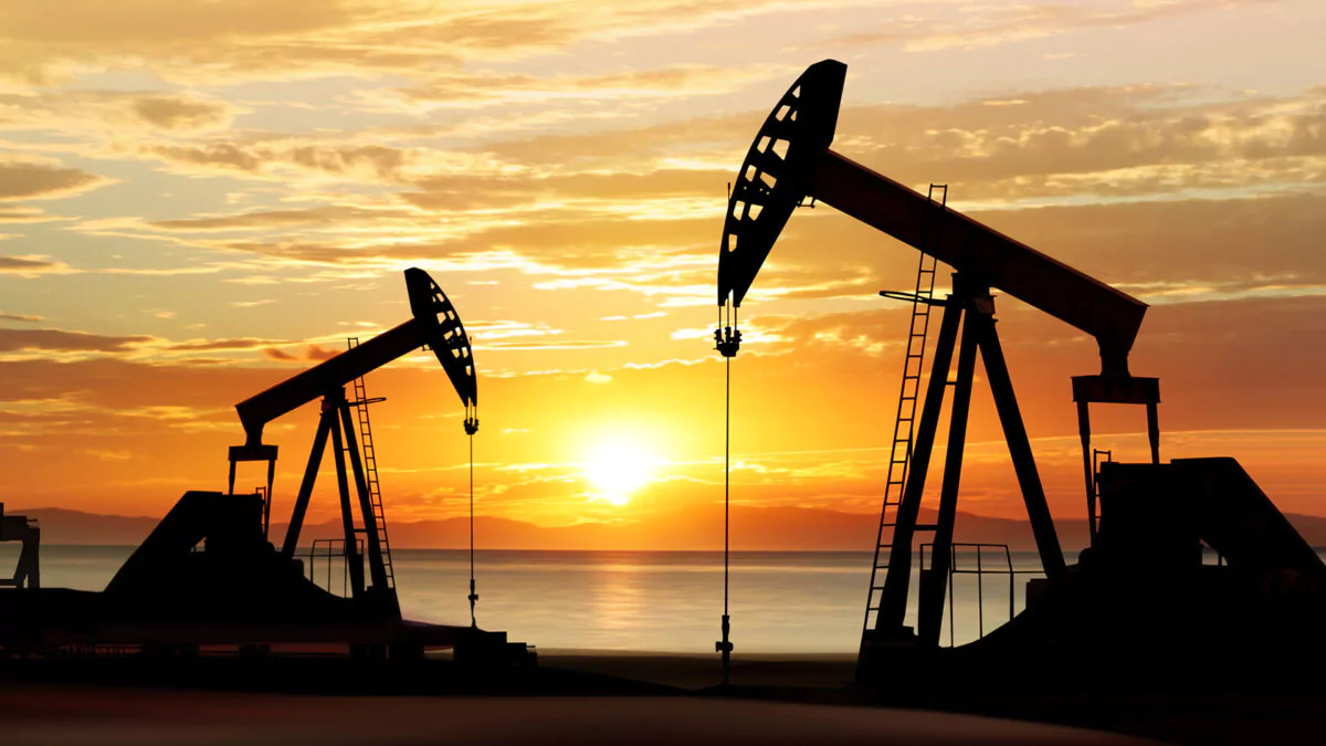 El petróleo de Texas baja un 0.65% pendiente del alivio de sanciones de EE.UU. a Rusia