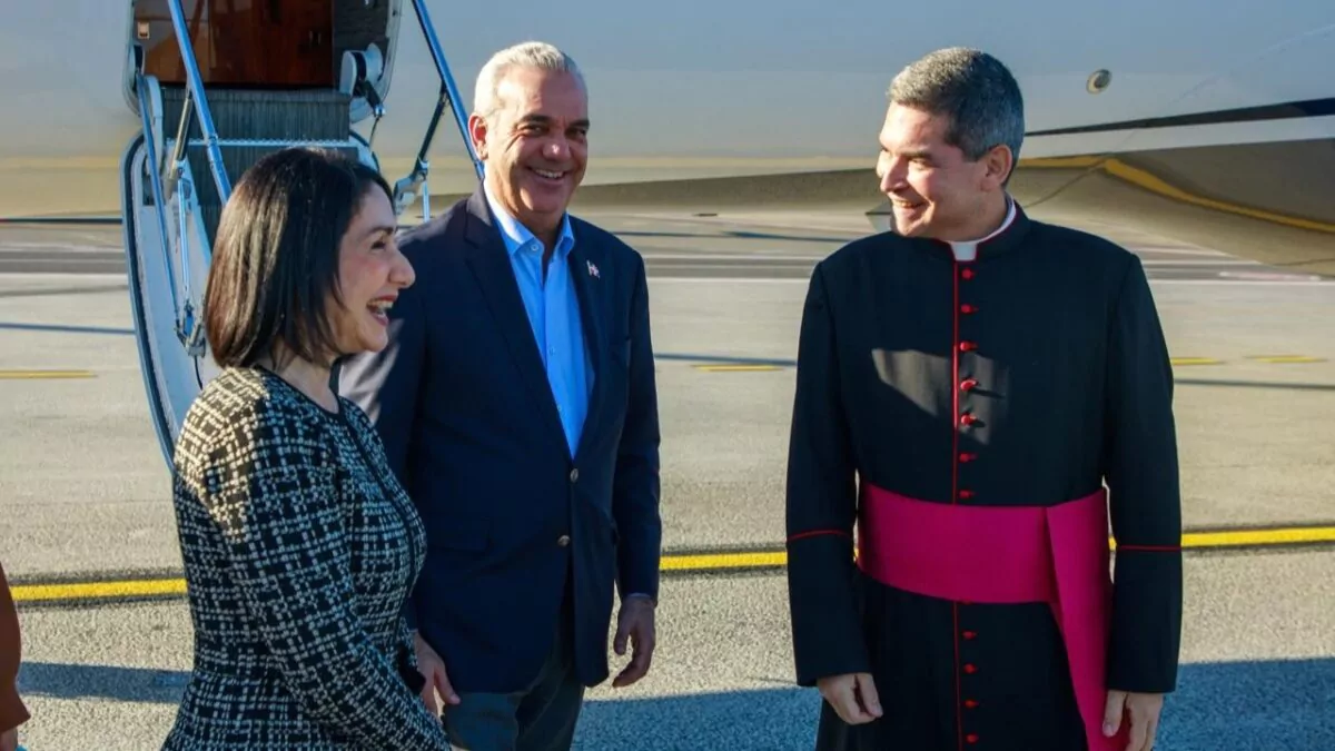 Abinader llega a Roma para reunirse con el papa León XIV y participar en foro de la FAO