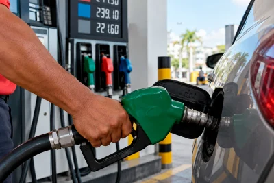 Gobierno congelados los combustibles durante la semana del 24 al 30 de octubre
