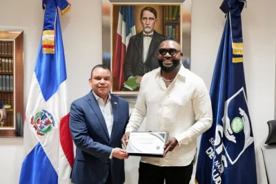 David Ortiz invita a la ciudadanía a participar en la gran Caminata por la Salud Mental