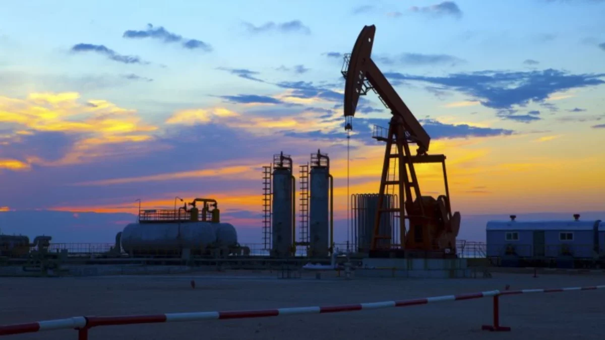 El petróleo de Texas baja a 90 dólares tras acuerdo del G7 para liberar reservas
