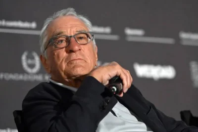 El actor Robert De Niro arremete contra Trump y le llama «cobarde» y «trozo de mierda» en un acto público