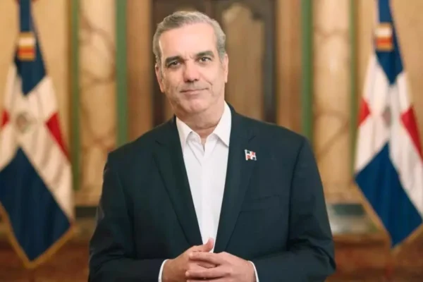 Abinader en el top 3 de presidentes mejor valorados de América Latina, según CB Global