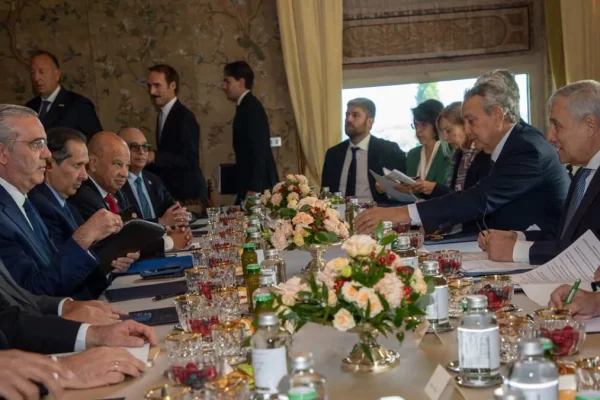 Presidente Abinader invita a empresarios italianos a invertir en República Dominicana