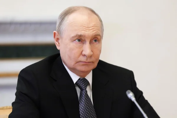 Putin acepta reanudar en noviembre las negociaciones con Ucrania y la mediación de EE.UU.