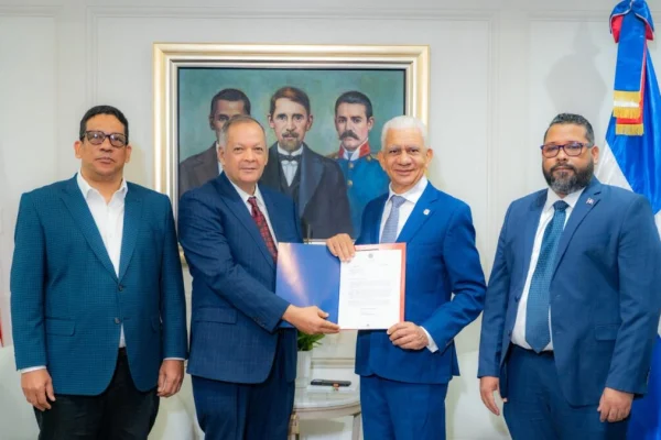 Poder Ejecutivo somete al Senado proyecto de ley para regular las concesiones públicas