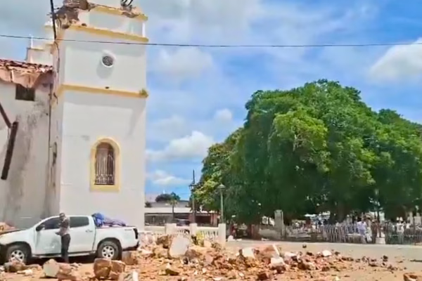 Un terremoto de magnitud 7,7 sacude Panamá y activa amenaza de tsunami en el Pacífico